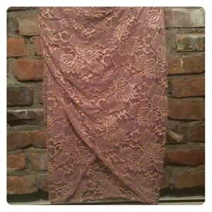 CHARLOTTE RUSSE PINK LACE SKIRT